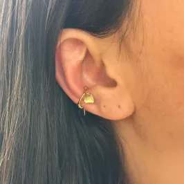 BRINCO DOURADO PIERCING FAKE CORAÇÕES LISOS