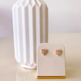 BRINCO DOURADO CORAÇÃO CRAVEJADO EM ZIRCONIA