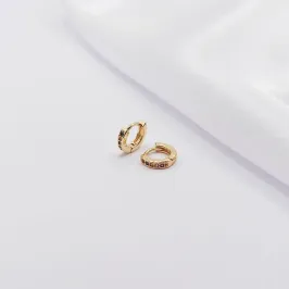 BRINCO DOURADO ARGOLINHA CRAVEJADA COM ZIRCÔNIA COLORIDA P
