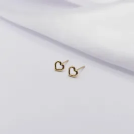 BRINCO DOURADO CORAÇÃO VAZADO E LISO P