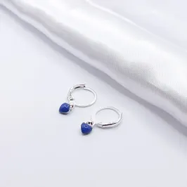 BRINCO PRATA ARGOLINHA CLICK CORAÇÃO RESINADO AZUL