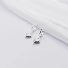 BRINCO PRATA ARGOLINHA COM PENDURICALHO CORAÇÃO ABAULADO G