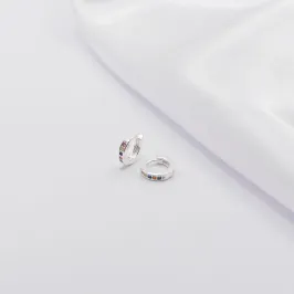 BRINCO PRATA ARGOLINHA CRAVEJADA COM ZIRCÔNIA COLORIDA P