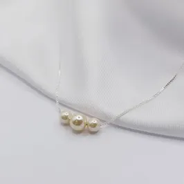 GARGANTILA PRATA COM PÉROLA TRIPLA 45CM