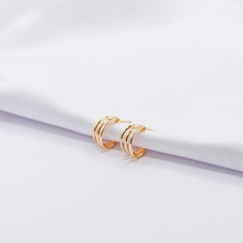 BRINCO DOURADO ARGOLA COM TRÊS FIOS