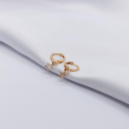BRINCO DOURADO ARGOLINHA CLICK COM ESTRELA CRISTAL