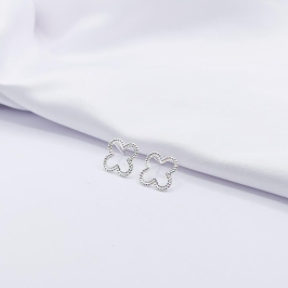 BRINCO PRATA INSPIRAÇÃO TREVO VAN CLEFF VAZADO