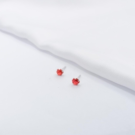 BRINCO PRATA PONTO DE LUZ VERMELHO GARRA TORCIDA 5MM
