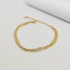PULSEIRA DOURADA TRIPLA COM ELO DE CORAÇÃO