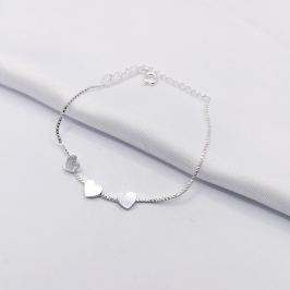 PULSEIRA PRATA VENEZIANA COM TRÊS CORAÇÕES