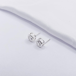 BRINCO PRATA PONTO DE LUZ CRISTAL 8MM