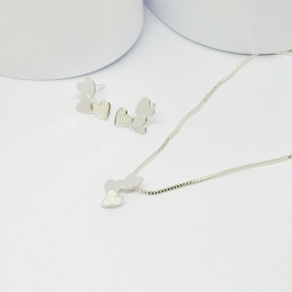 CONJUNTO PRATA TRÊS CORAÇÕES TEXTURIZADOS 45CM
