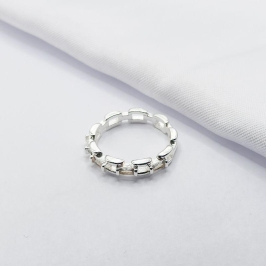 ANEL PRATA ELO CORRENTE COM BAGUETE CRISTAL