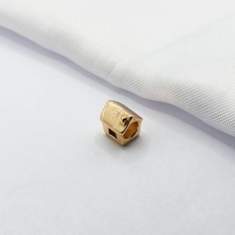 BERLOQUE DOURADO CASINHA