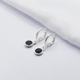 BRINCO PRATA ARGOLINHA CLICK COM PONTO DE LUZ BLACK M