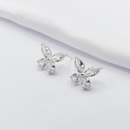 BRINCO PRATA BORBOLETA CRISTAL