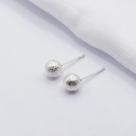 BRINCO PRATA ESFERA DIAMANTADA M