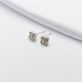 BRINCO PRATA INSPIRAÇÃO TREVO VAN CLEEF ZIRCÔNIA CRISTAL M