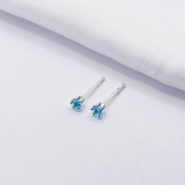 BRINCO PRATA PONTO DE LUZ AZUL P