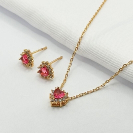 CONJUNTO DOURADO CORAÇÃO ROSA BORDA CRAVEJADA 45CM
