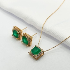 CONJUNTO DOURADO ZIRCÔNIA CARRÉ VERDE BORDA CRAVEJADA 45CM