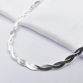 GARGANTILHA PRATA CHOKER MALHA FITA ENTRELAÇADA 40CM