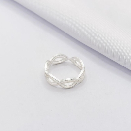 ANEL PRATA ONDULADO FIOS VAZADOS