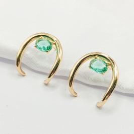 BRINCO DOURADO ARCO COM PONTO DE LUZ OVAL VERDE