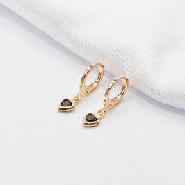 BRINCO DOURADO ARGOLINHA CLICK COM CORAÇÃO BLACK