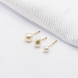 BRINCO DOURADO TRIO PÉROLAS