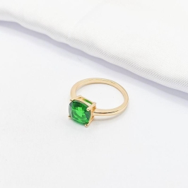 ANEL DOURADO SOLITÁRIO PEDRA QUADRADA VERDE