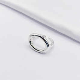 ANEL PRATA AJUSTÁVEL CÍRCULO VAZADO