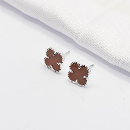 BRINCO PRATA INSPIRAÇÃO TREVO VAN CLEEF MARROM