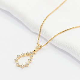 GARGANTILHA DOURADA GOTA VAZADA CRAVEJADA 45CM