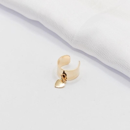 PIERCING FAKE DOURADO LISO PENDURICALHO CORAÇÃO