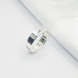 ANEL PRATA ALIANÇA LARGA COM FILEIRAS NA VERTICAL