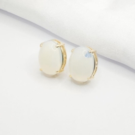 BRINCO DOURADO PEDRA OVAL FURTA-COR