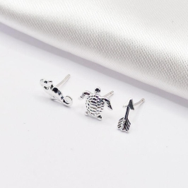 BRINCO PRATA TRIO CAMALEÃO TARTARUGA E FLECHA