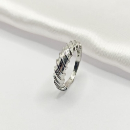 ANEL DOURADO TORCIDO