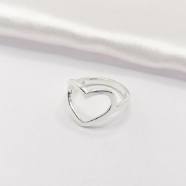 ANEL PRATA FIO CORAÇÃO VAZADO LISO
