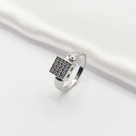 ANEL RÓDIO PAVÊ QUADRADO COM ZIRCÔNIAS