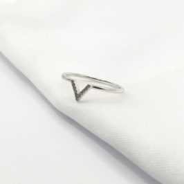 ANEL RÓDIO V CRAVEJADO