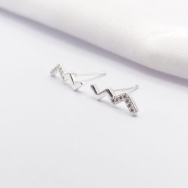 BRINCO DOURADO ONDINHA METADE CRAVEJADO