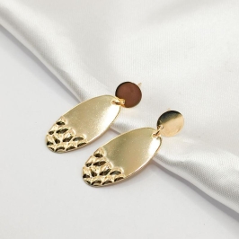 BRINCO DOURADO ORGÂNICO OVAL