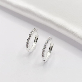 BRINCO PRATA ARGOLINHA CLICK FILEIRA CRAVEJADA