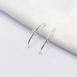 BRINCO PRATA EAR CUFF FIO COM PONTO DE LUZ