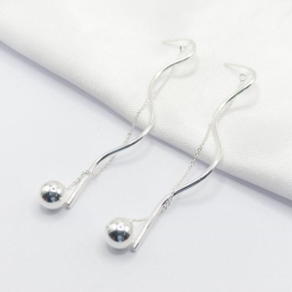 BRINCO PRATA FIO ONDULADO COM CORRENTE E BOLA LISA