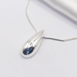 GARGANTILHA PRATA UNHA DE GATO LISO 45CM