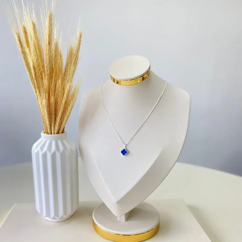 GARGANTILHA PRATA TREVO AZUL MARINHO INSPIRAÇÃO VAN CLEEF
