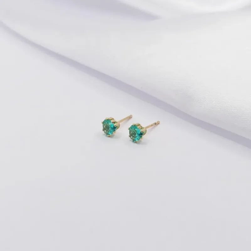 BRINCO DOURADO CORAÇÃO VERDE ÁGUA M